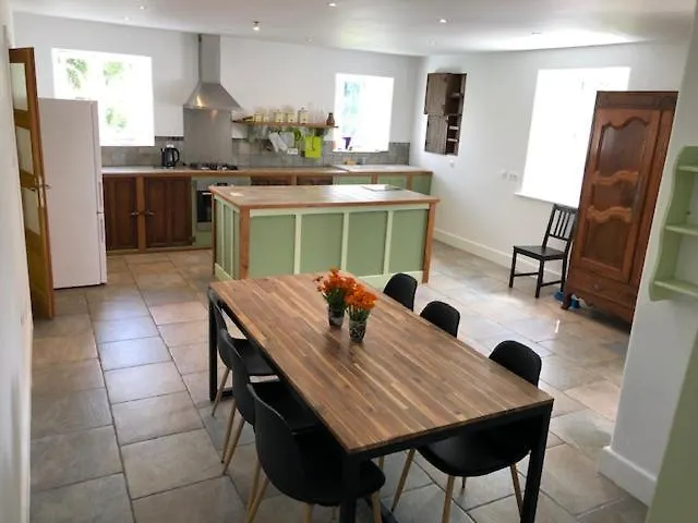 Merveilleux Cottage Dans Parc De 7,5 Hectares Saint-Nicolas-du-Pelem 0*,  France